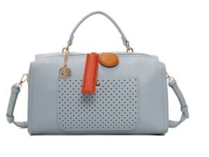 Mala Azul Shopper com botão e furos