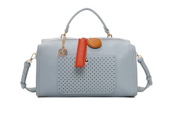 Mala Azul Shopper com botão e furos