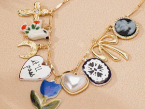 Colar de charmes Flor azul