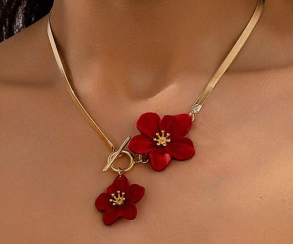 Colar de aço flores vermelhas
