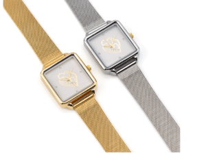 Relógio Quadrado Coração de Viana