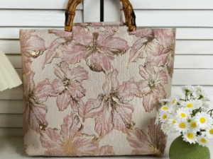 Mala Floral Rosa com Alça de Bambu